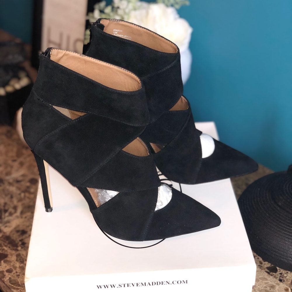 Nvr worn Sz 10 Steve Madden criss cross bootie